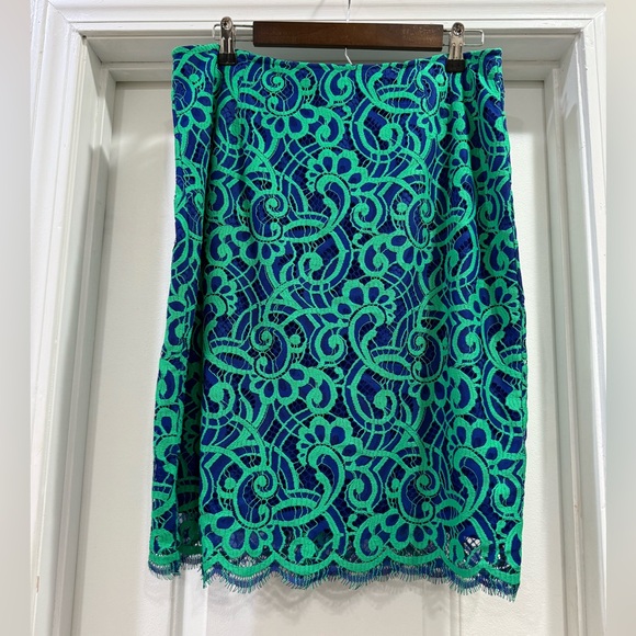 Lilly Pulitzer Dresses & Skirts - Lilly Pulitzer Hyacinth Lace Pencil Skirt Size 14